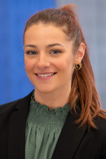 Kassie Manguilli Headshot