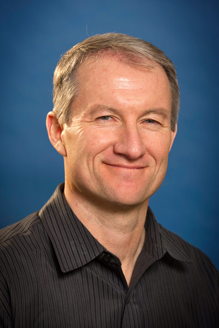 Joseph Taylor Headshot